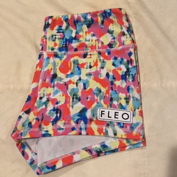 FLEO SHORTS - Picture 5 of 5